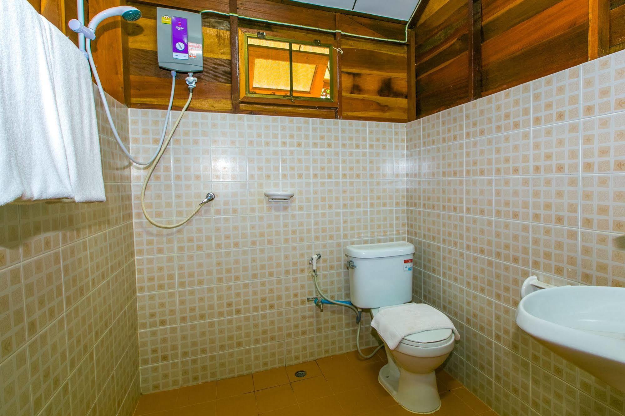 Baan Boonrod Villa Ламай Бийч Екстериор снимка