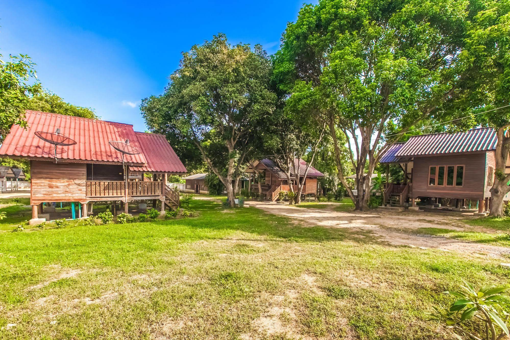 Baan Boonrod Villa Ламай Бийч Екстериор снимка